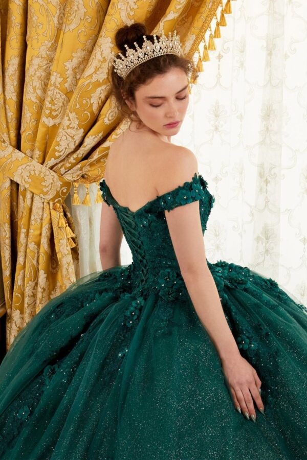 Elegantné šaty na ples - 15702