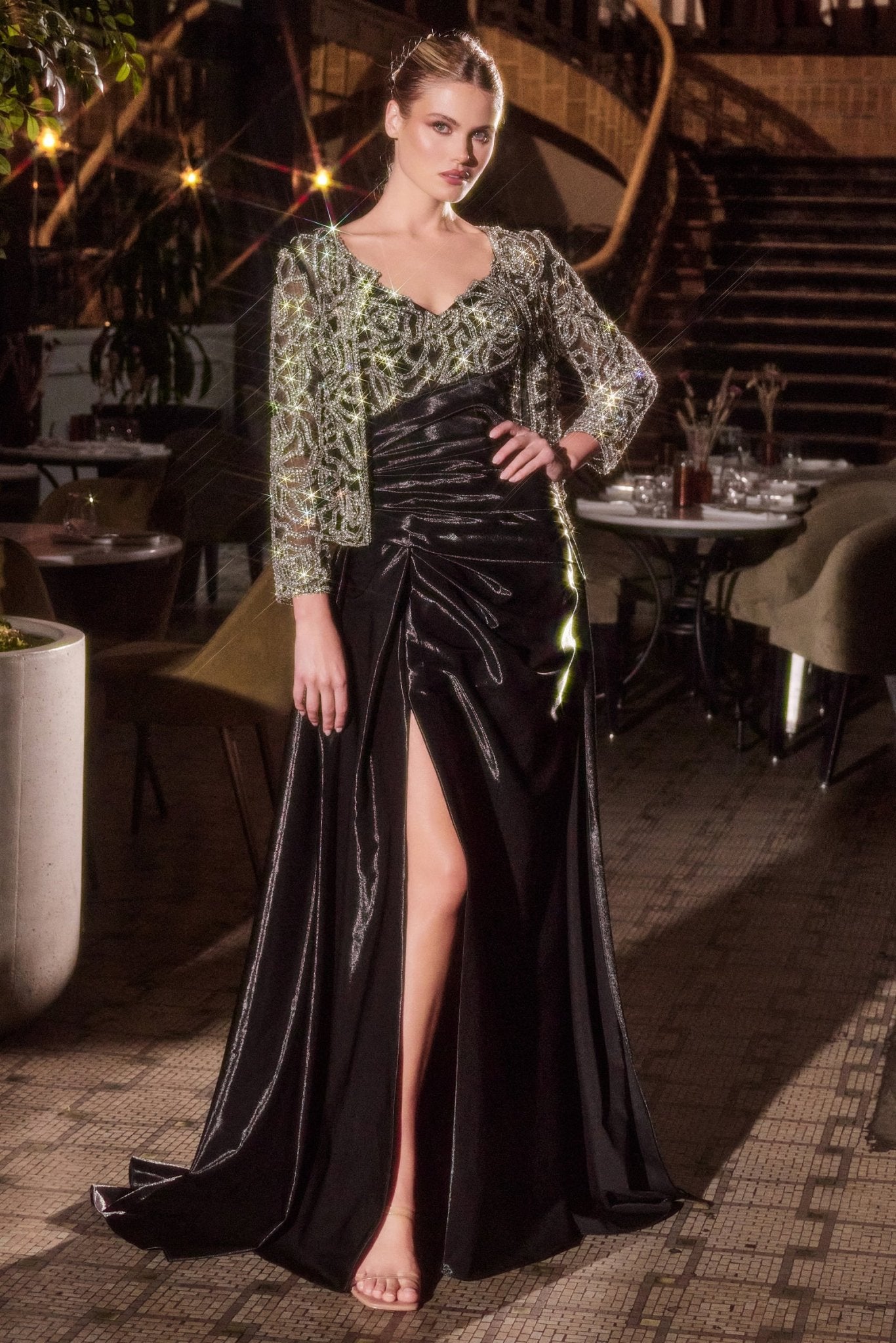 Elegantné spoločenské šaty - J882